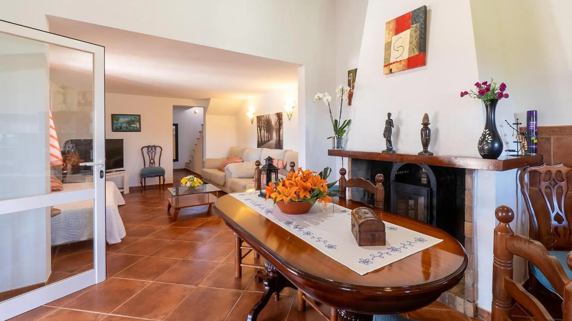 Gorgeous Home In Muro With Kitchen Hébergement de vacances