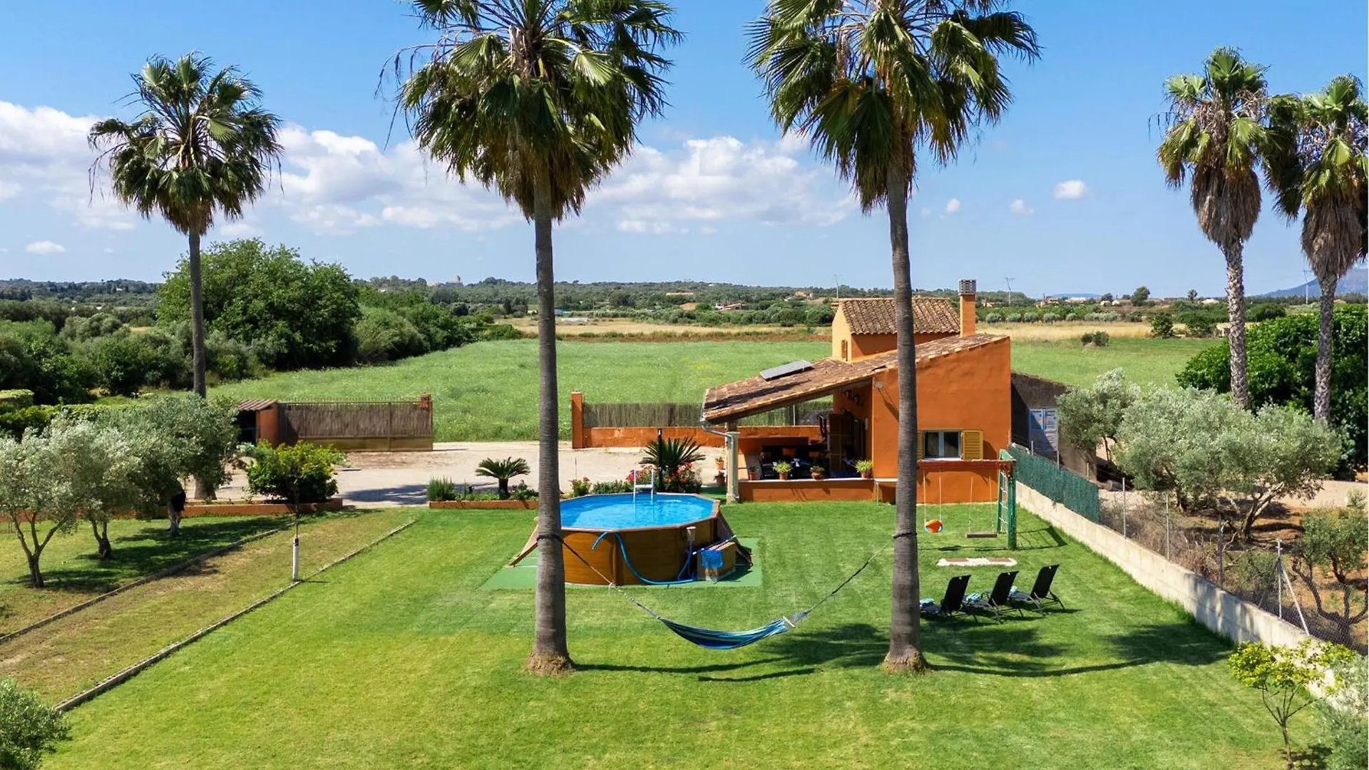 Hébergement de vacances Gorgeous Home In Muro With Kitchen